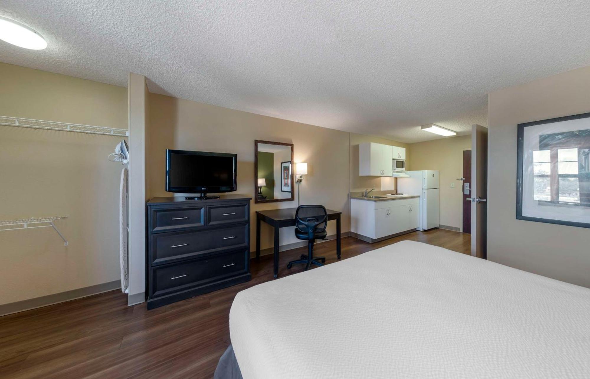 Extended Stay America Suites - Orange County - Katella Ave Extérieur photo